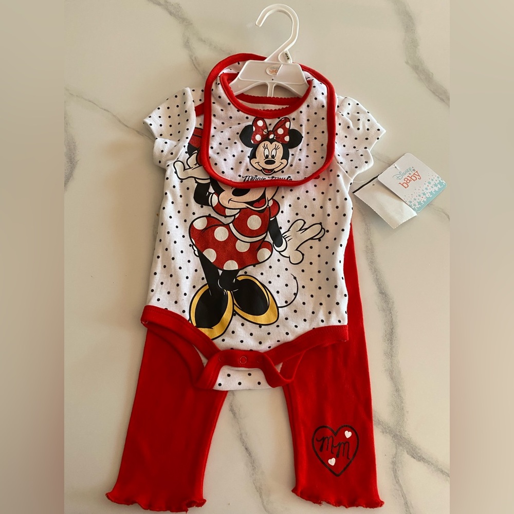 Disney Baby 3 piece set with bib. Baby girl 6/9 months